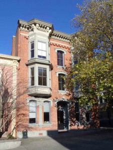 18-26 Bastion Square. Built in 1888 by architect John Teague for hotelier Thomas Burnes.