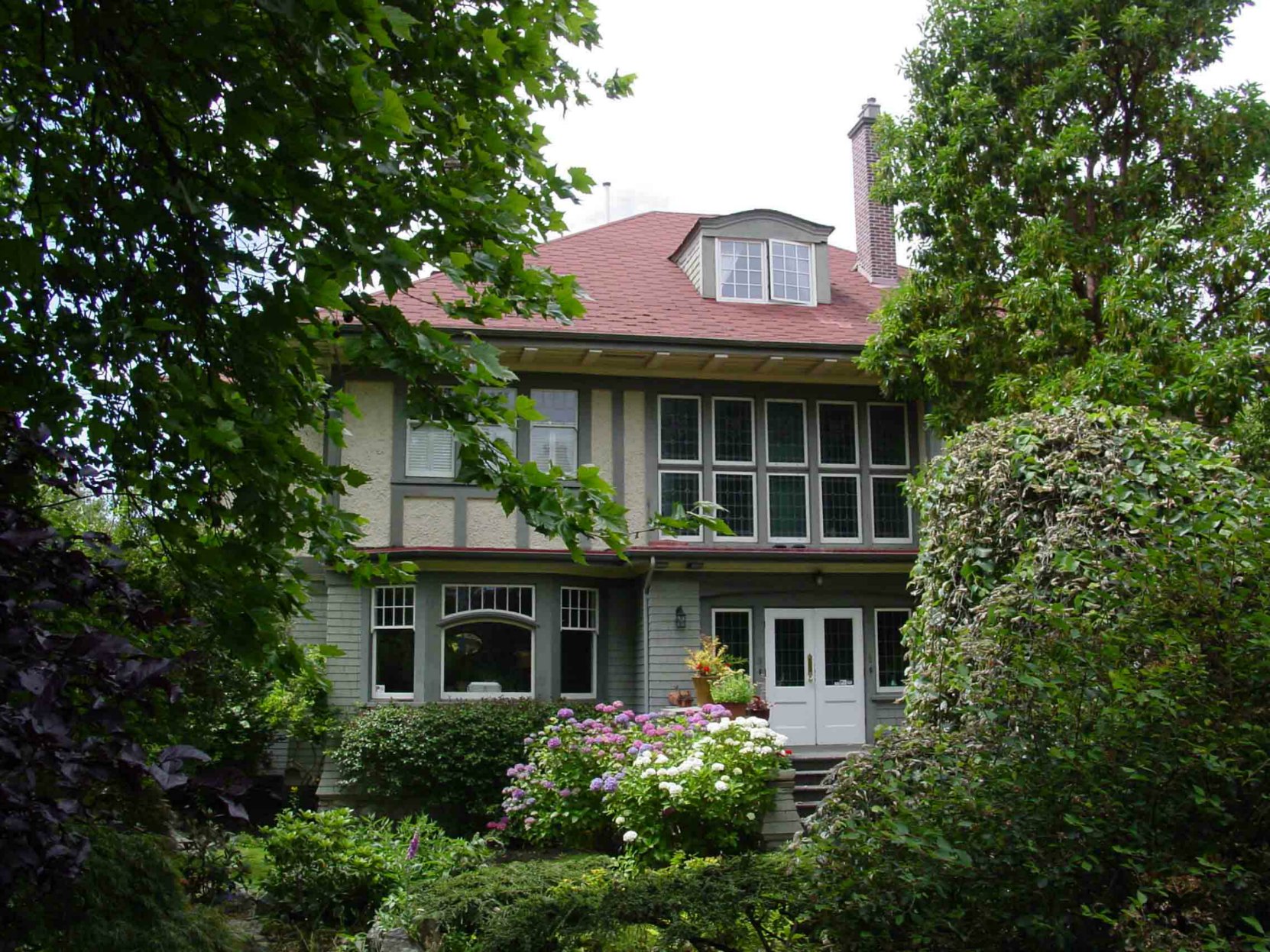 Bannavern, 914 St. Charles Street, designed by architect Percy Leonard James in 1910.