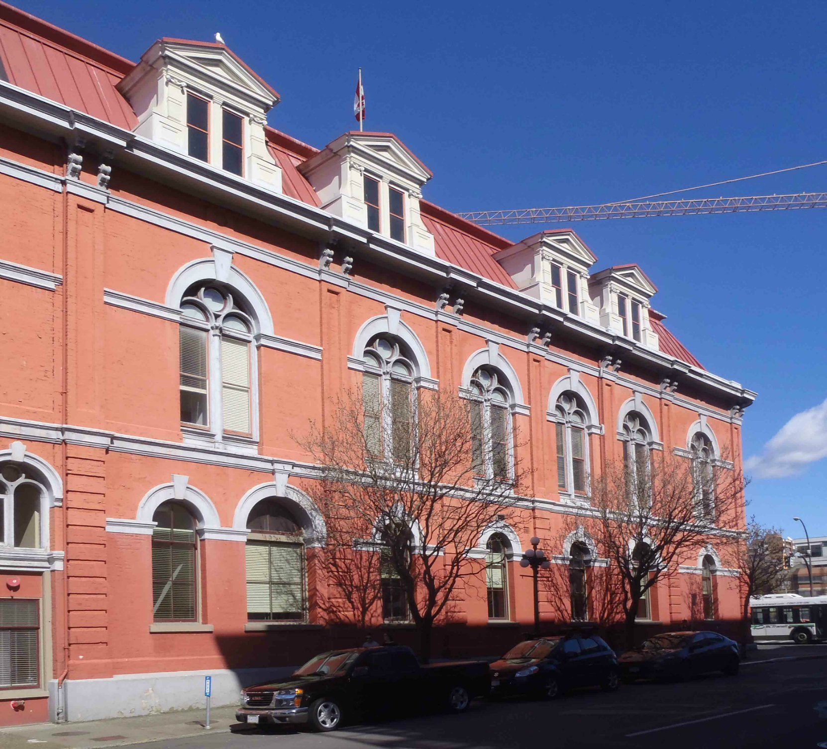 The original 1878 section of Victoria City Hall as it appears today (photo by Victoria Online Sightseeing Tours)