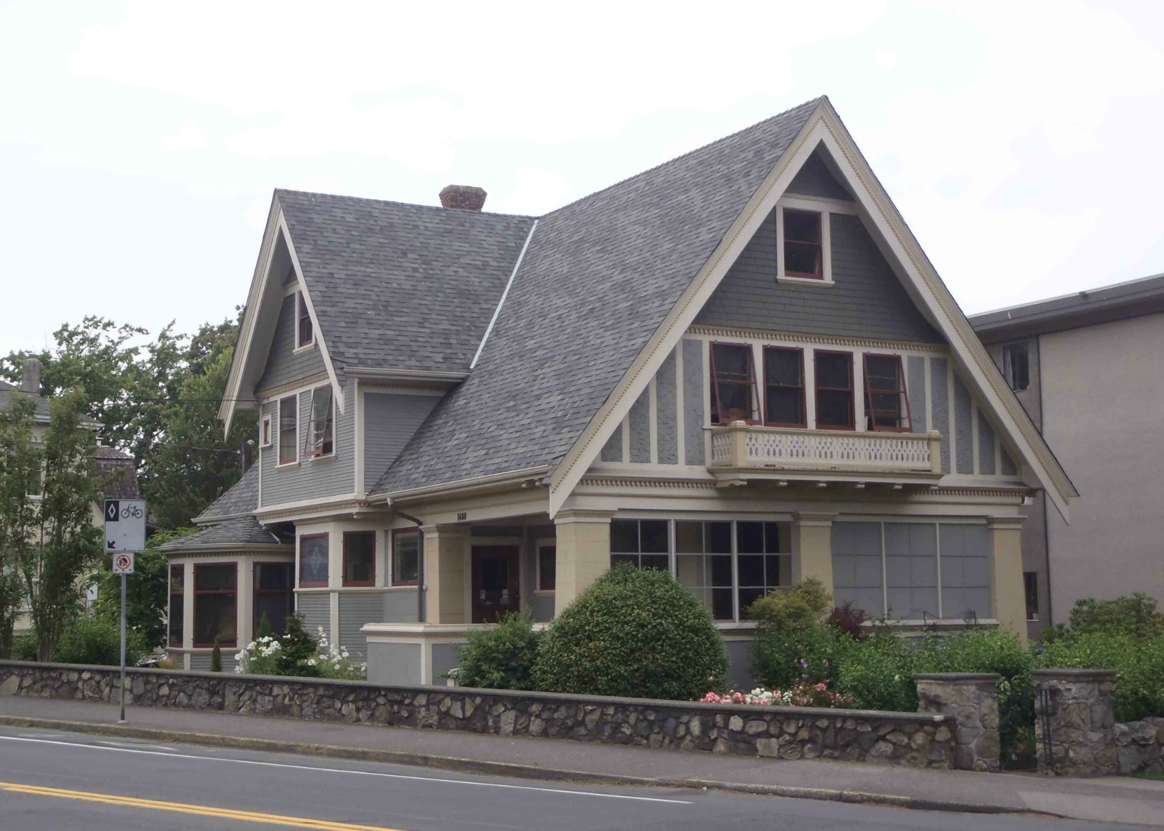 Argos, 1480 Stadacona Avenue, built by designer/builder David Bale