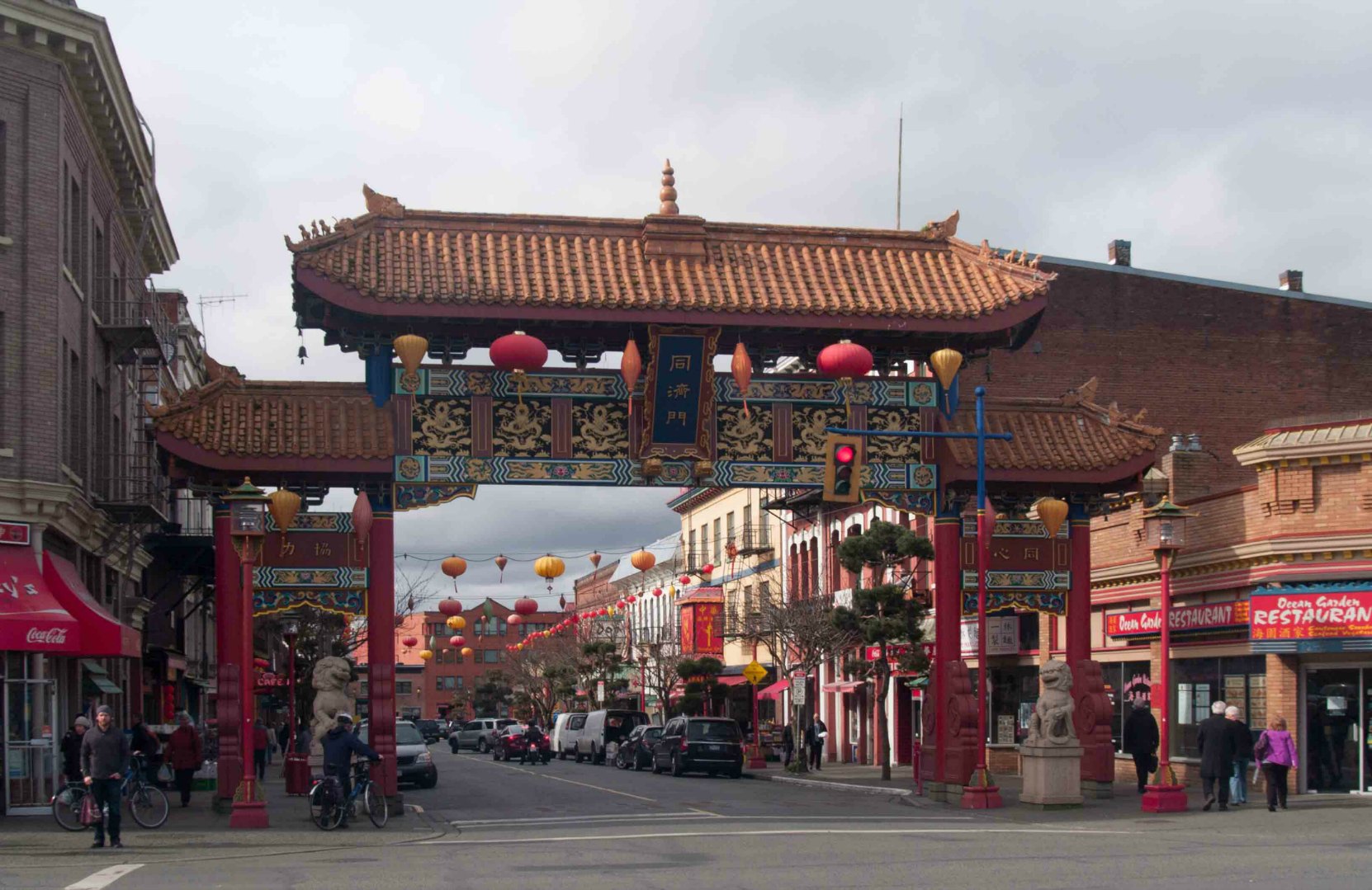 The Gate of Harmonious Interest, Government Street at Fisgard Street