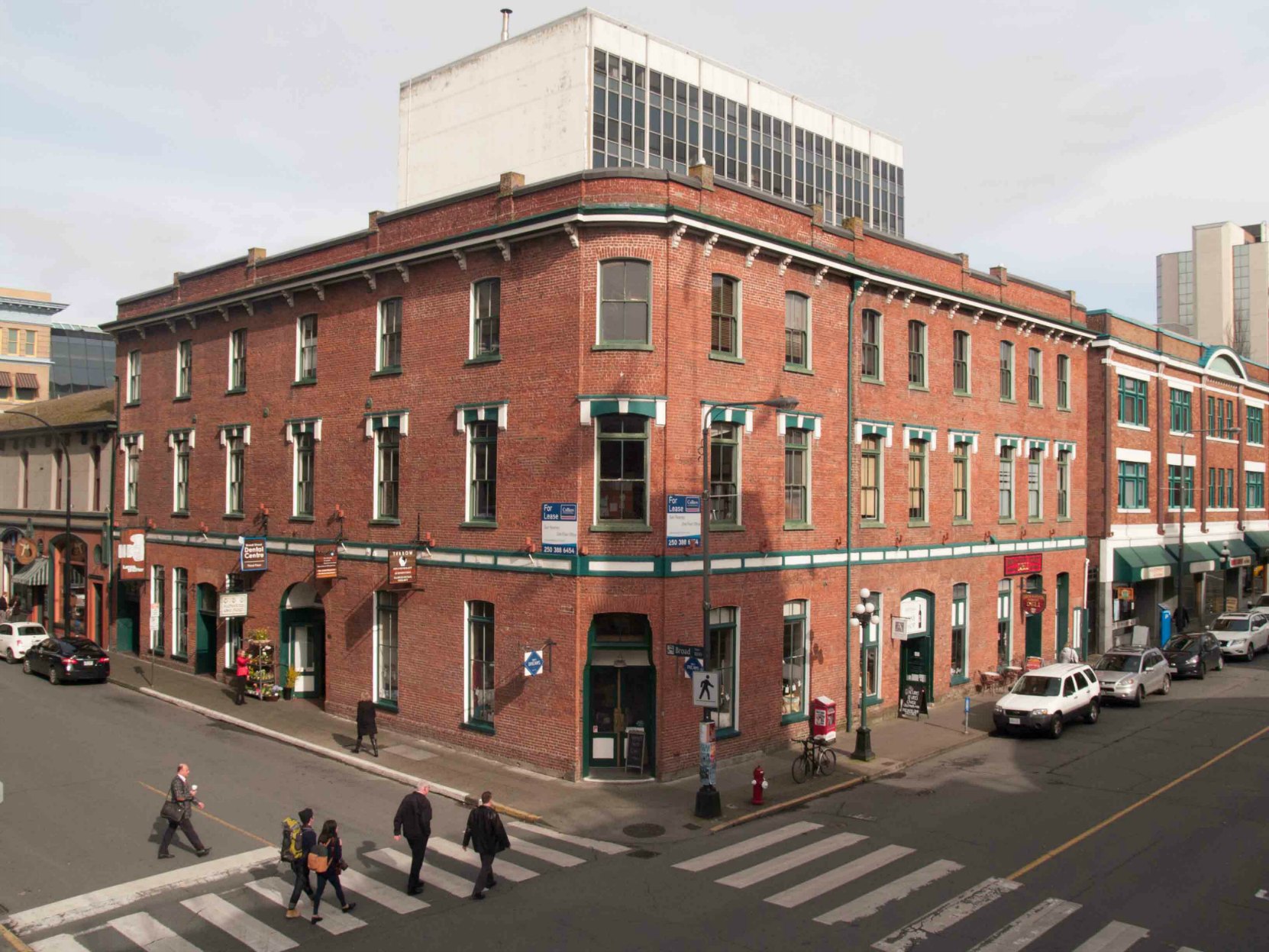 The Weiler Building at 1005-1009 Broad Street and 636 Broughton Street was built as a furniture factory and warehouse for John Weiler in 1884.