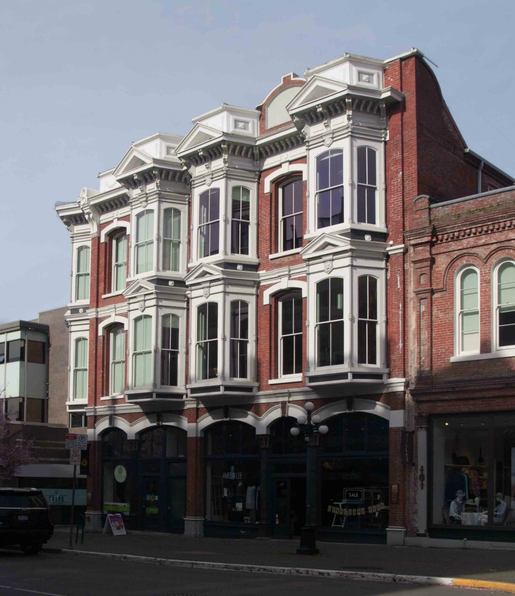 550-554 Yates Street, originally built in 1883 as the Oriental Hotel