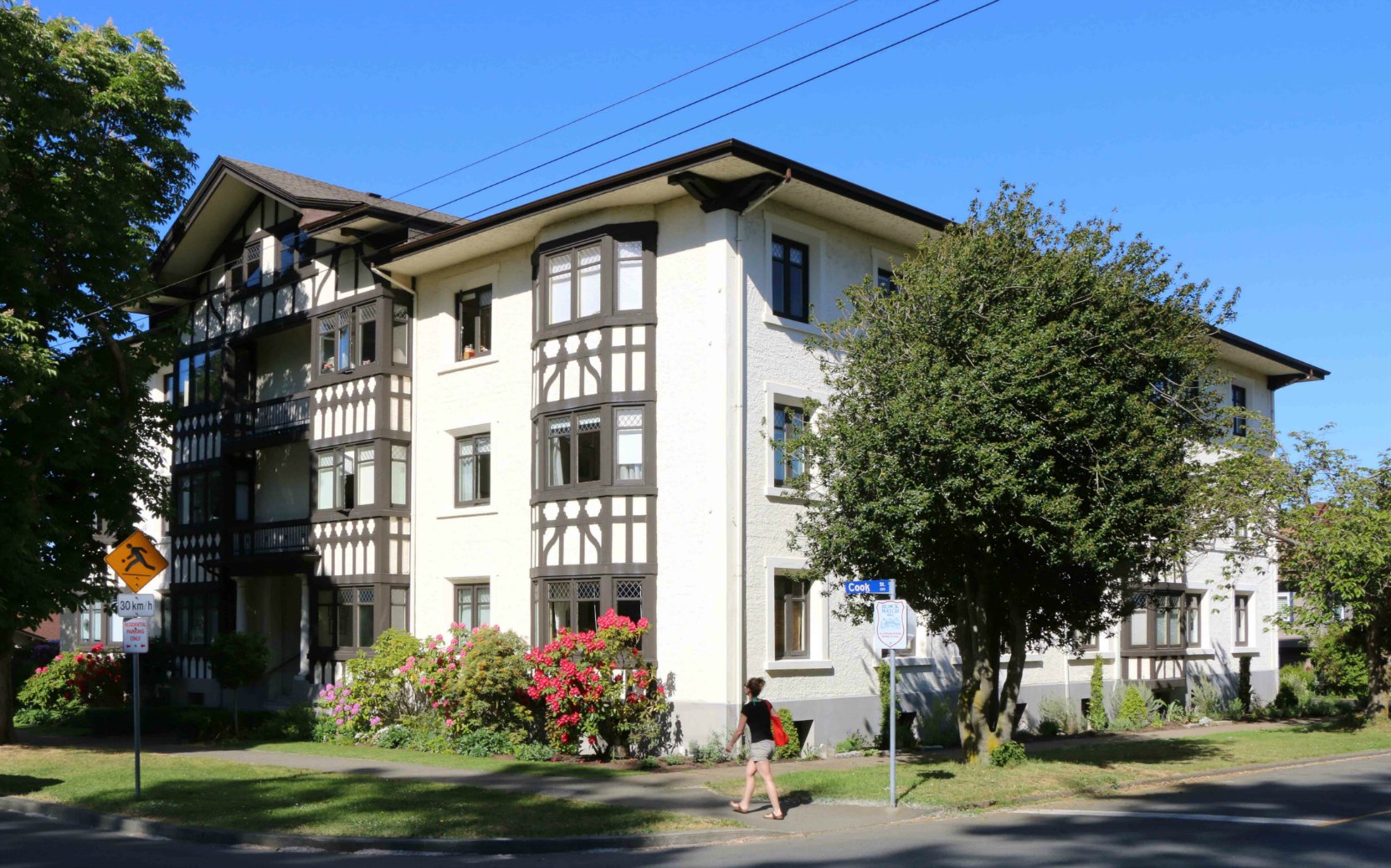 159 Cook Street, the Hampton Court Apartments, built in 1913 by architect George C. Mesher for Dr. Arthur Pallant