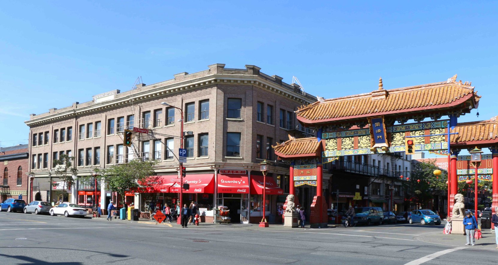 The Lee Block, 1618-1628 Government Street. Built in 1910 by architect C. Elwood Watkins for Lee Chong and Lee Wong. The Gate of Harmonious Interest is on the right.