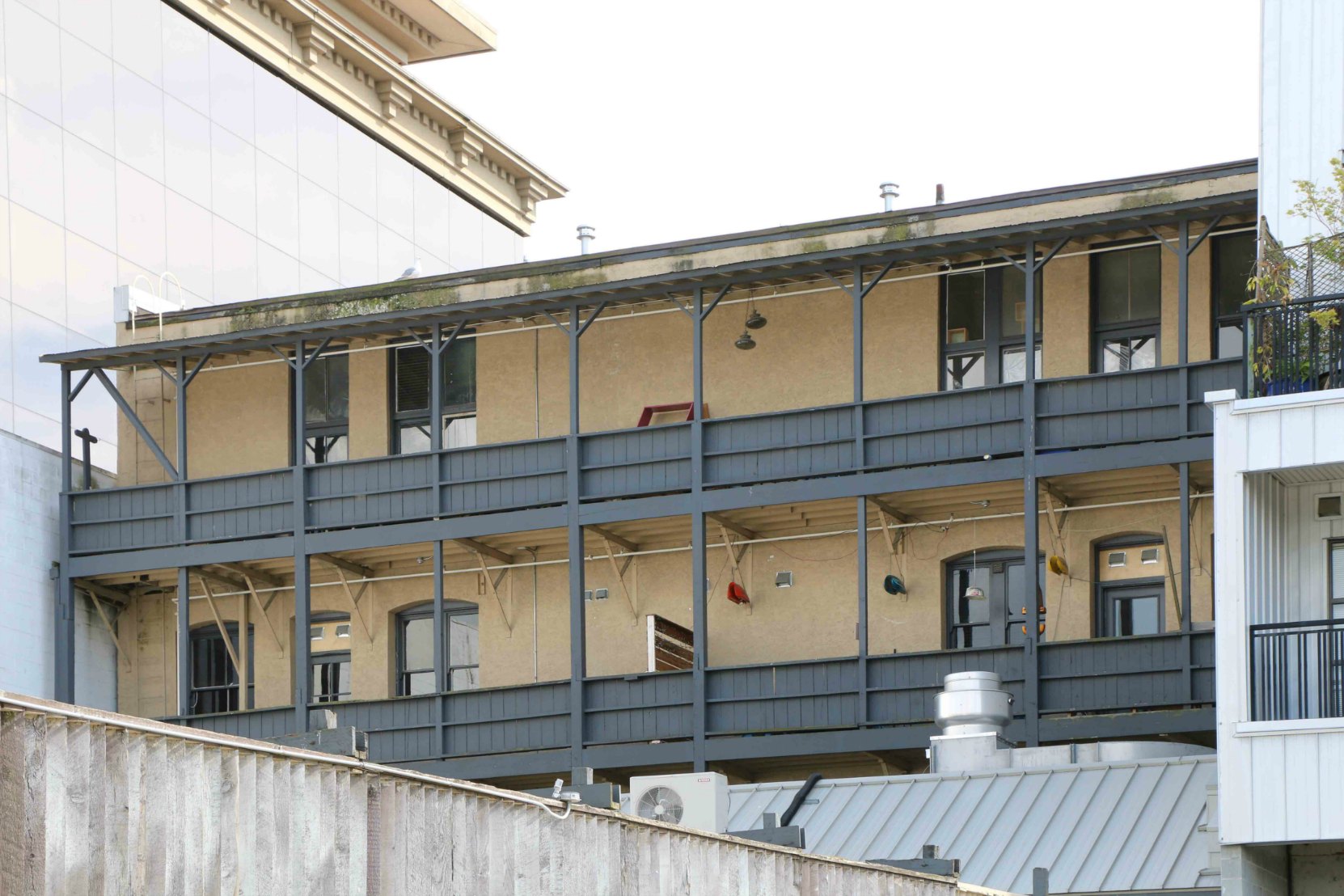 These balconies on the rear of the Hook Sin Tong Charity building, 658-666 Herald Street appear to original features from the building's construction in 1911.