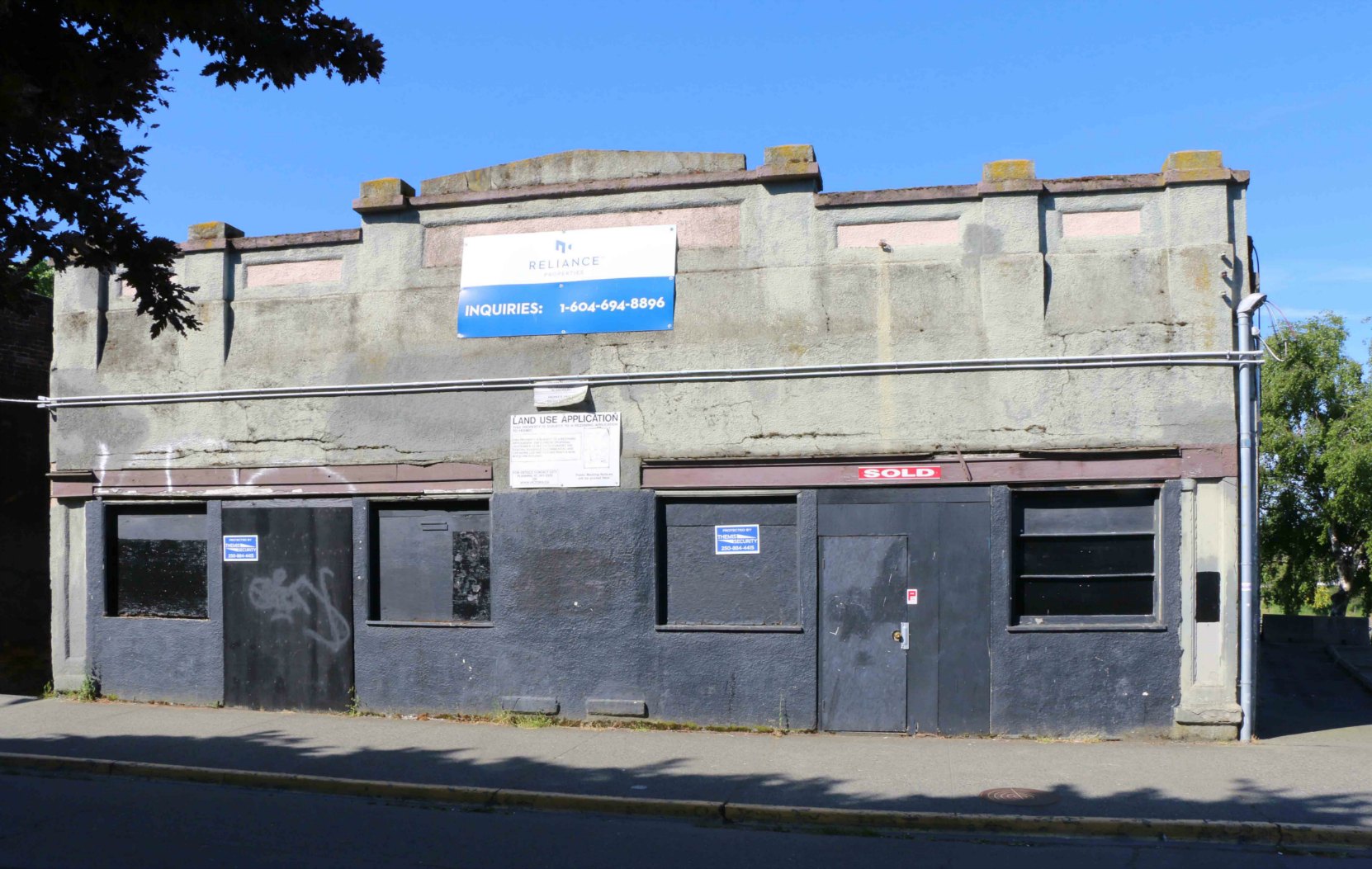 1316-1318 Wharf Street, built circa 1860 or possibly earlier. One of the earliest surviving commercial buildings in Victoria.