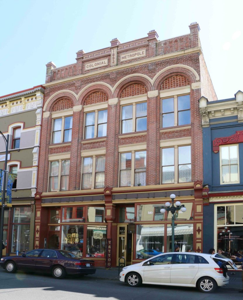 541-545 Johnson Street. Built in 1892 by architect John Teague as the Colonial Metropole Hotel. (photo by Victoria Online Sightseeing Tours)