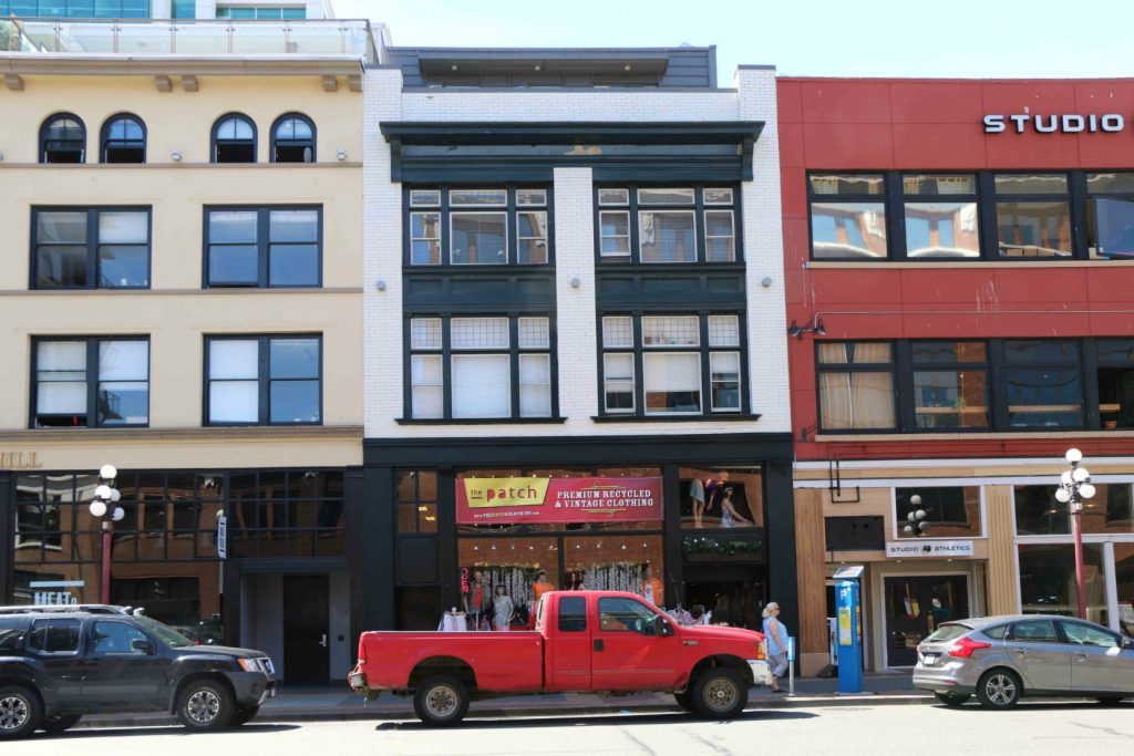 The Finch Building, 719 Yates Street (photo: Victoria Online Sightseeing Tours)