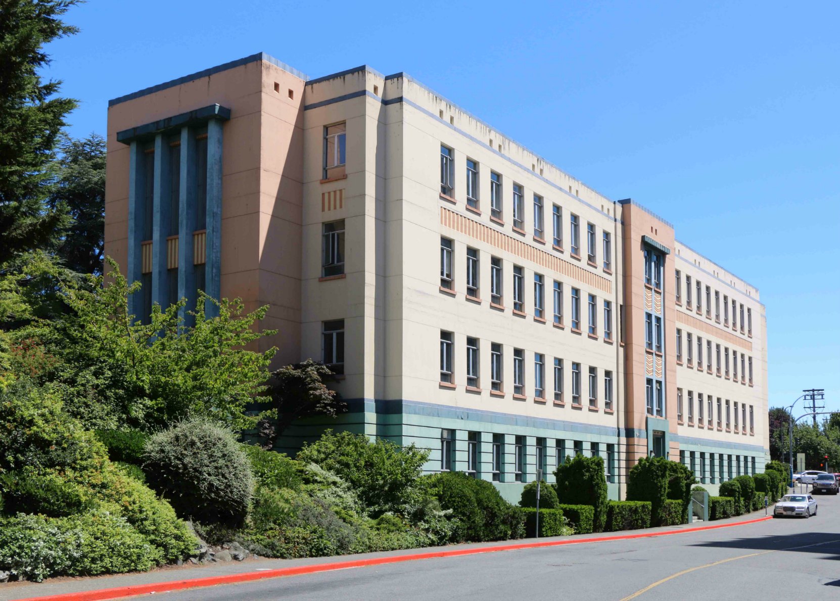 780 Blanshard Street, built in 1939-1940. It became the headquarters of the B.C. Power Commission.