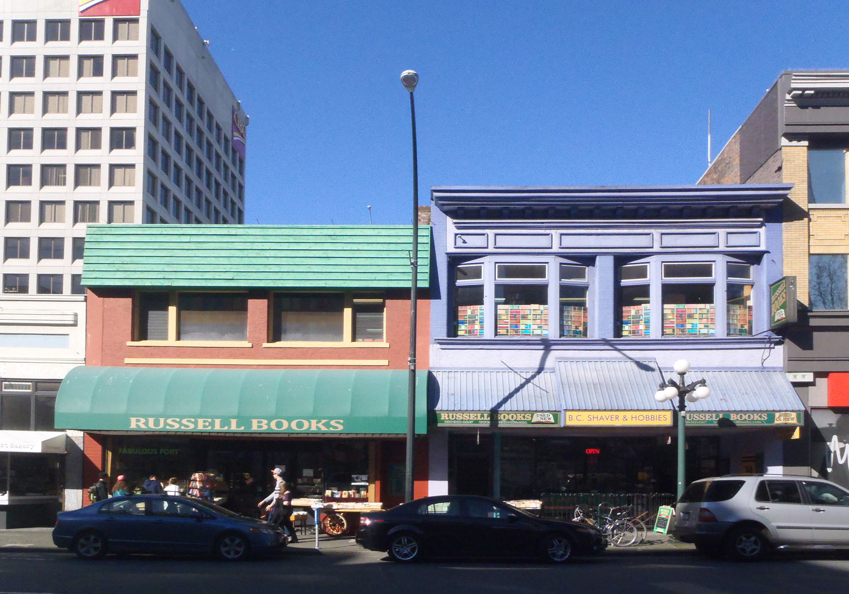 732 Fort Street (left) and 734 Fort Street (right) (photo: Victoria Online Sightseeing Tours)