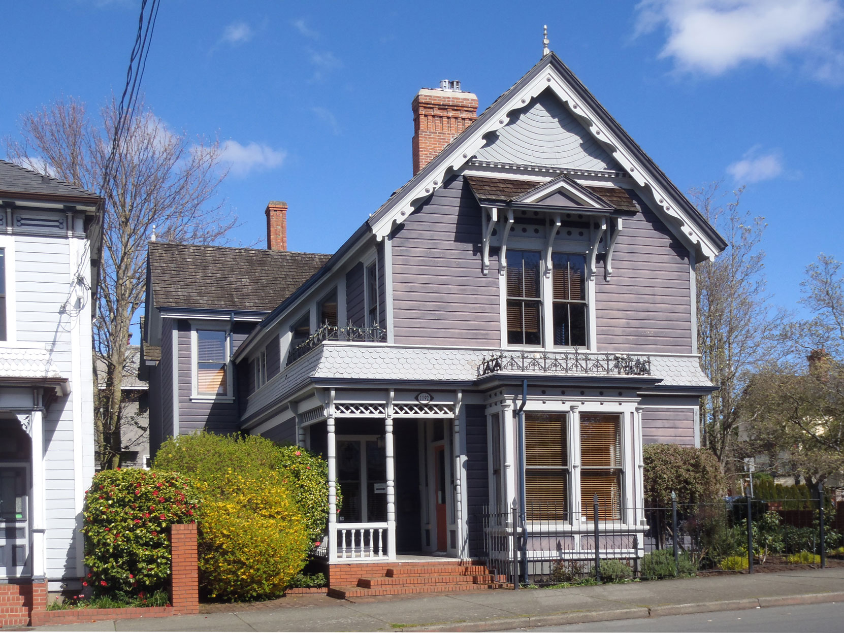 1192 Fort Street, built in 1890 by architect John Teague.