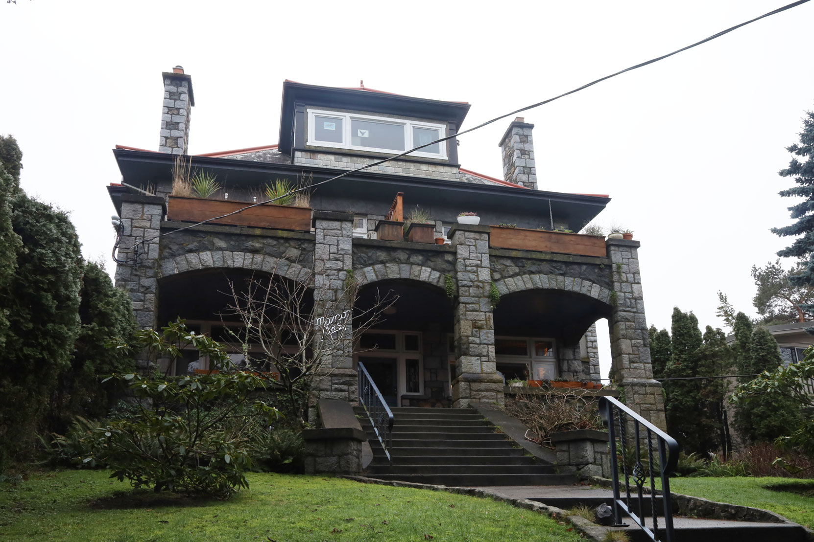 1385 Manor Road, in Victoria's Rockland district, was built in 1913 (photo: Victoria Online Sightseeing)